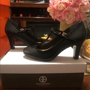 COPY - Giani Bernini Memory Foam Heel